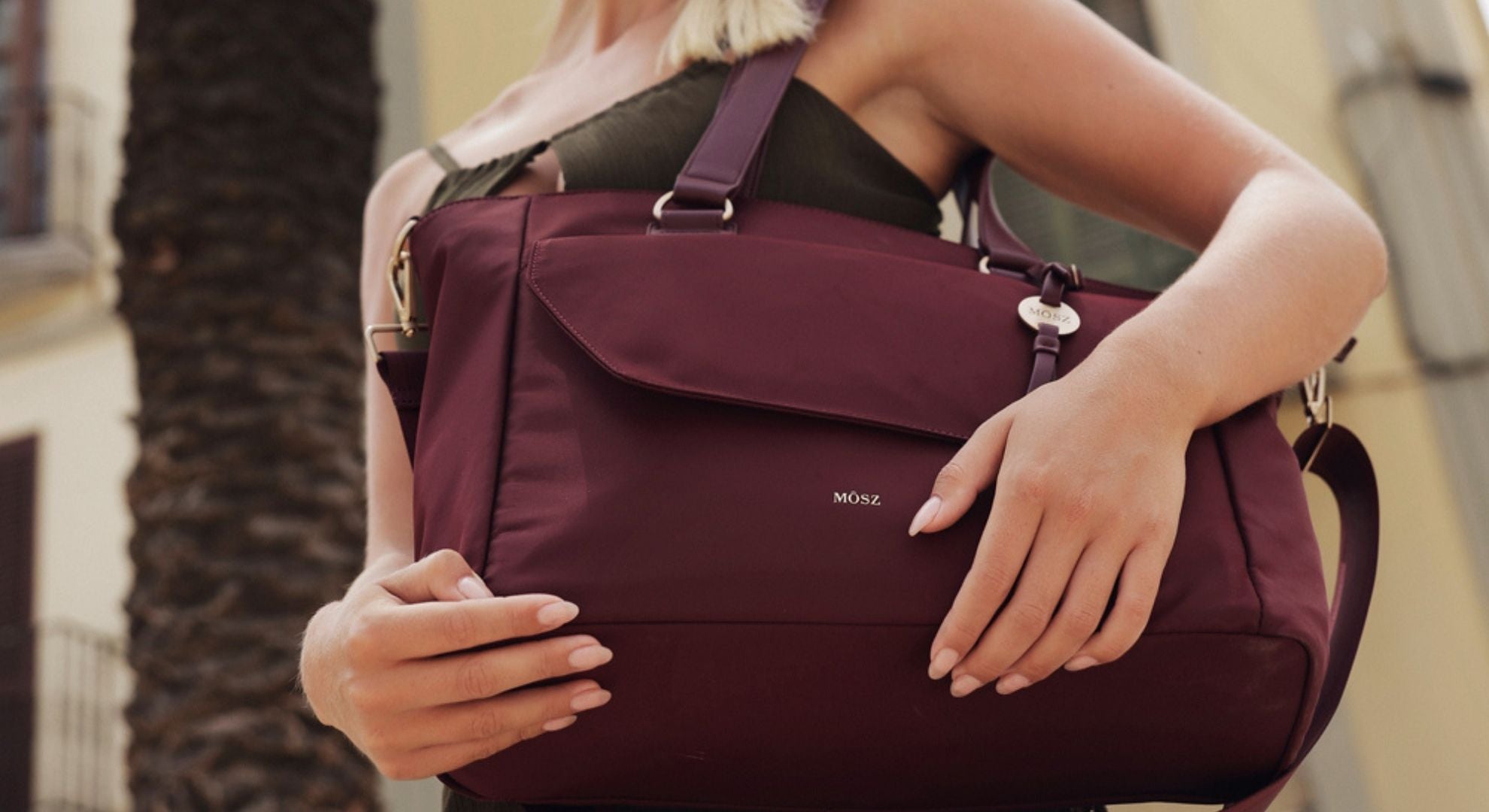Schooltas schoudertas met laptopvak in auberginekleur – Denise shopper van MŌSZ