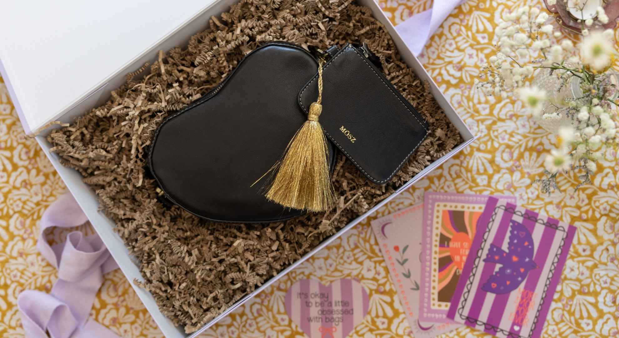 Unieke Cadeaus Voor Haar hartentas zwat in cadeauverpakking