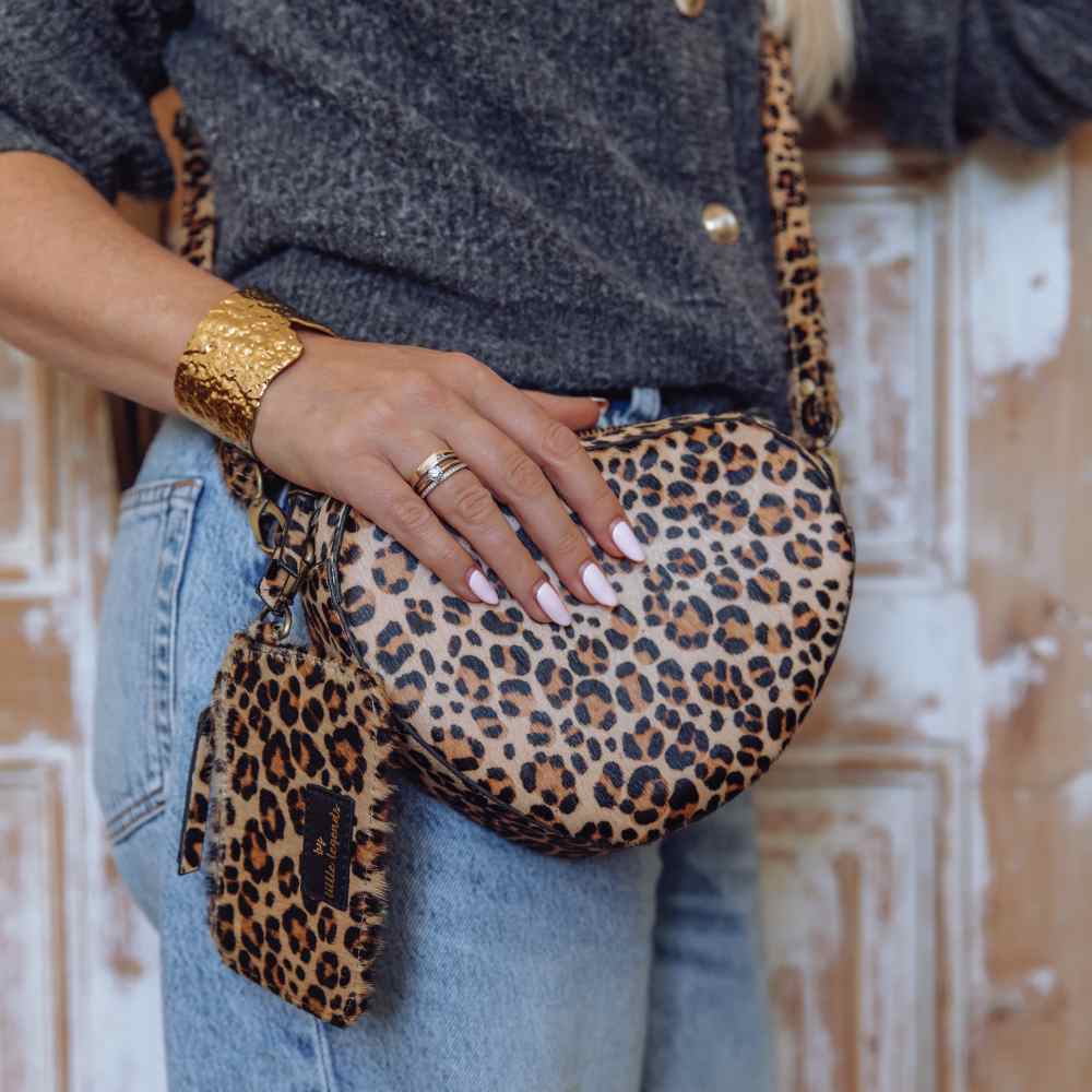 Leren hartvormige tas panterprint sfeer