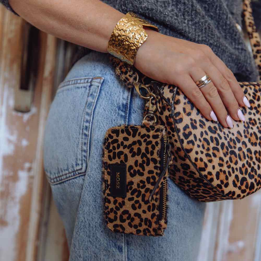 Leren hartvormige tas panterprint detail