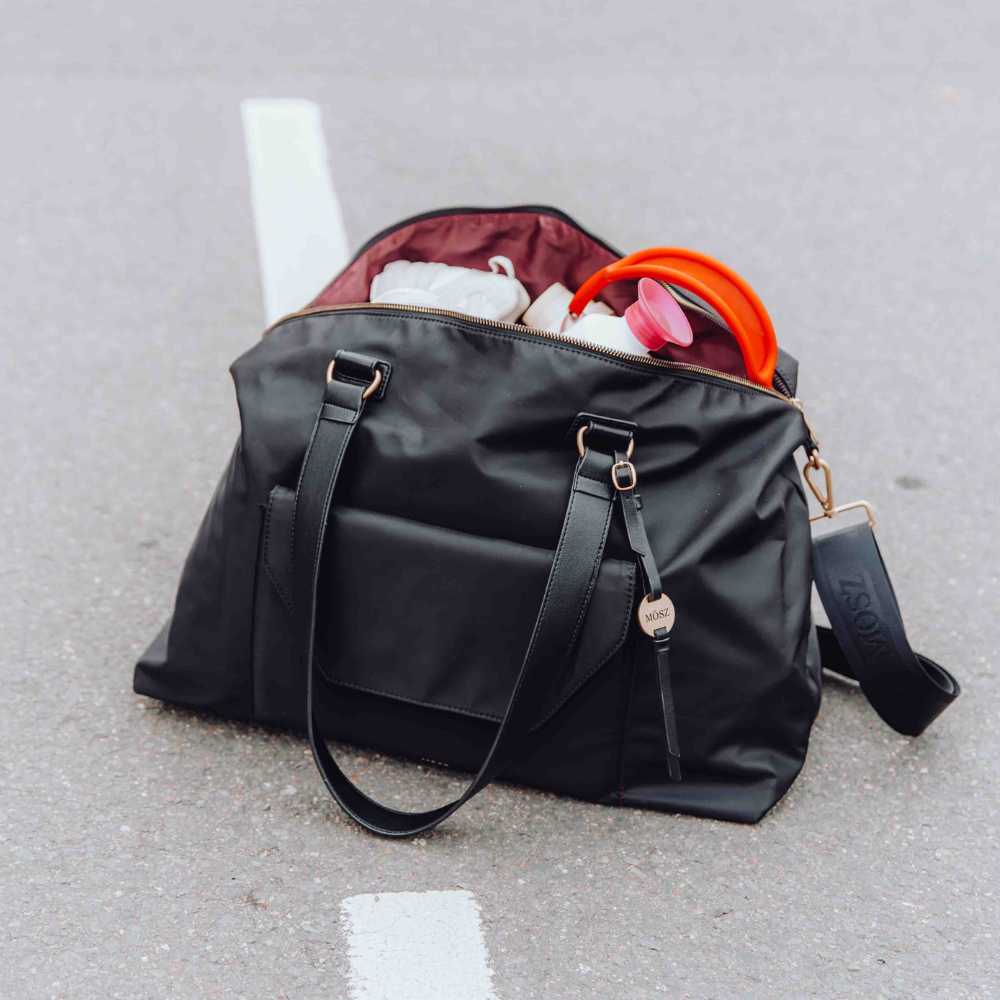 weekendtas zwart sfeer