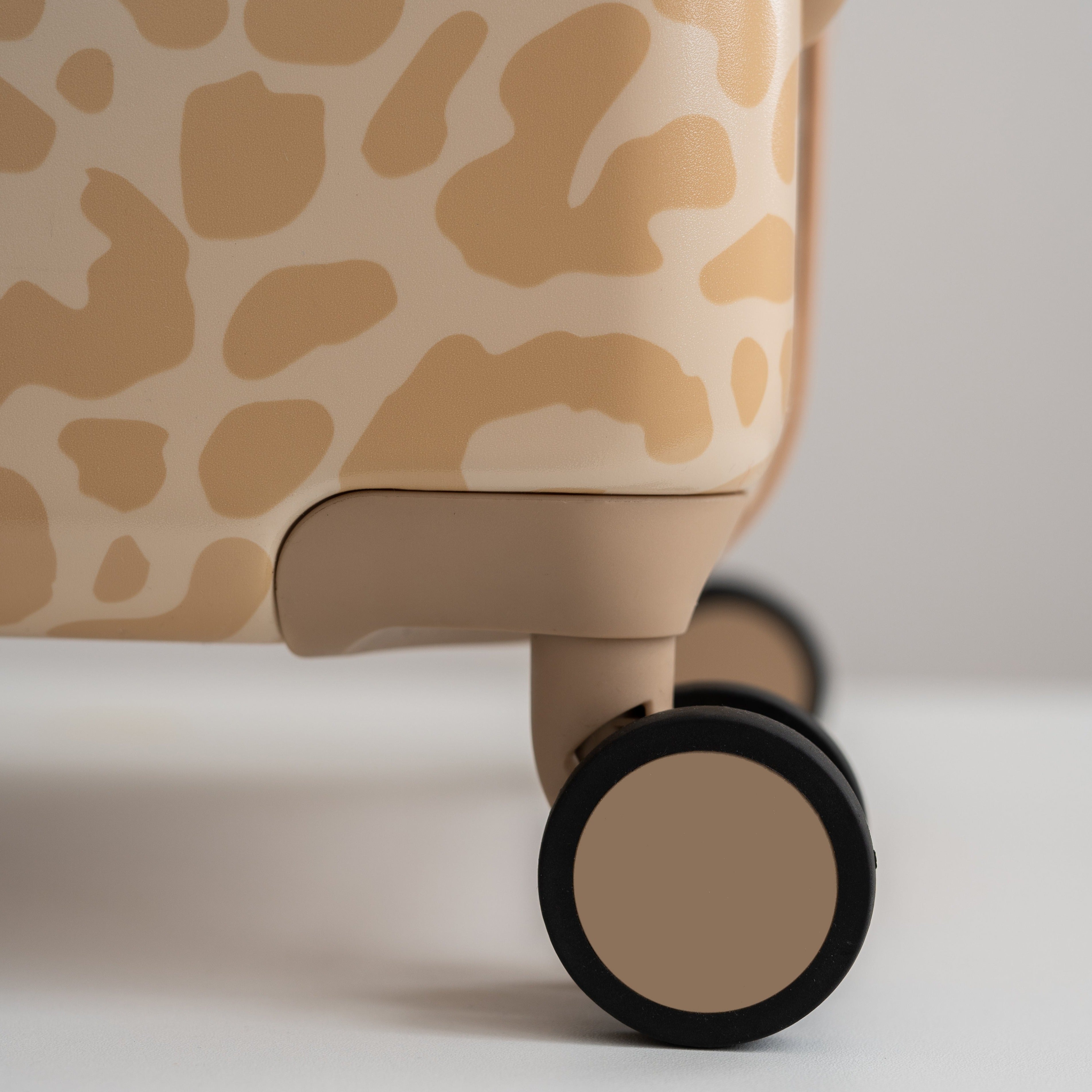 Latte Leo 3-delige Lauren kofferset: 55 / 66/ 76 cm