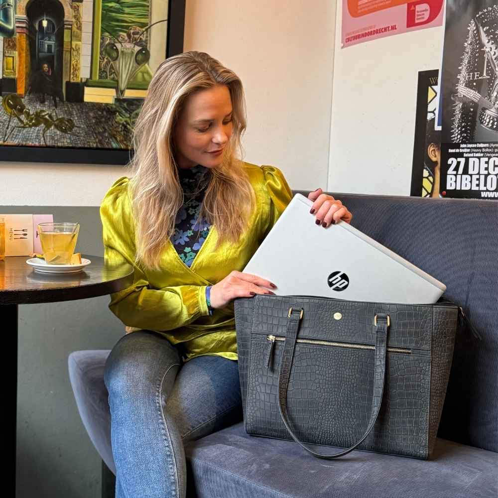 Leren laptoptas dames 15.6 inch zwarte crocoprint lifestijl