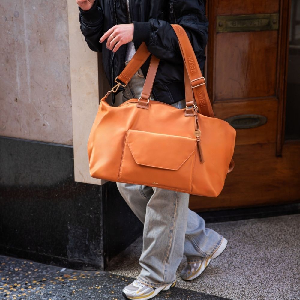 Weekendtas oranje - 32 x 48 x 24 cm - 37 liter - MŌSZ Sandy