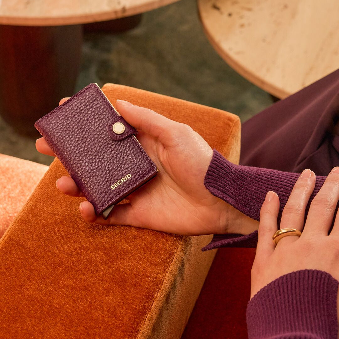 SECRID Miniwallet Pebble Grape