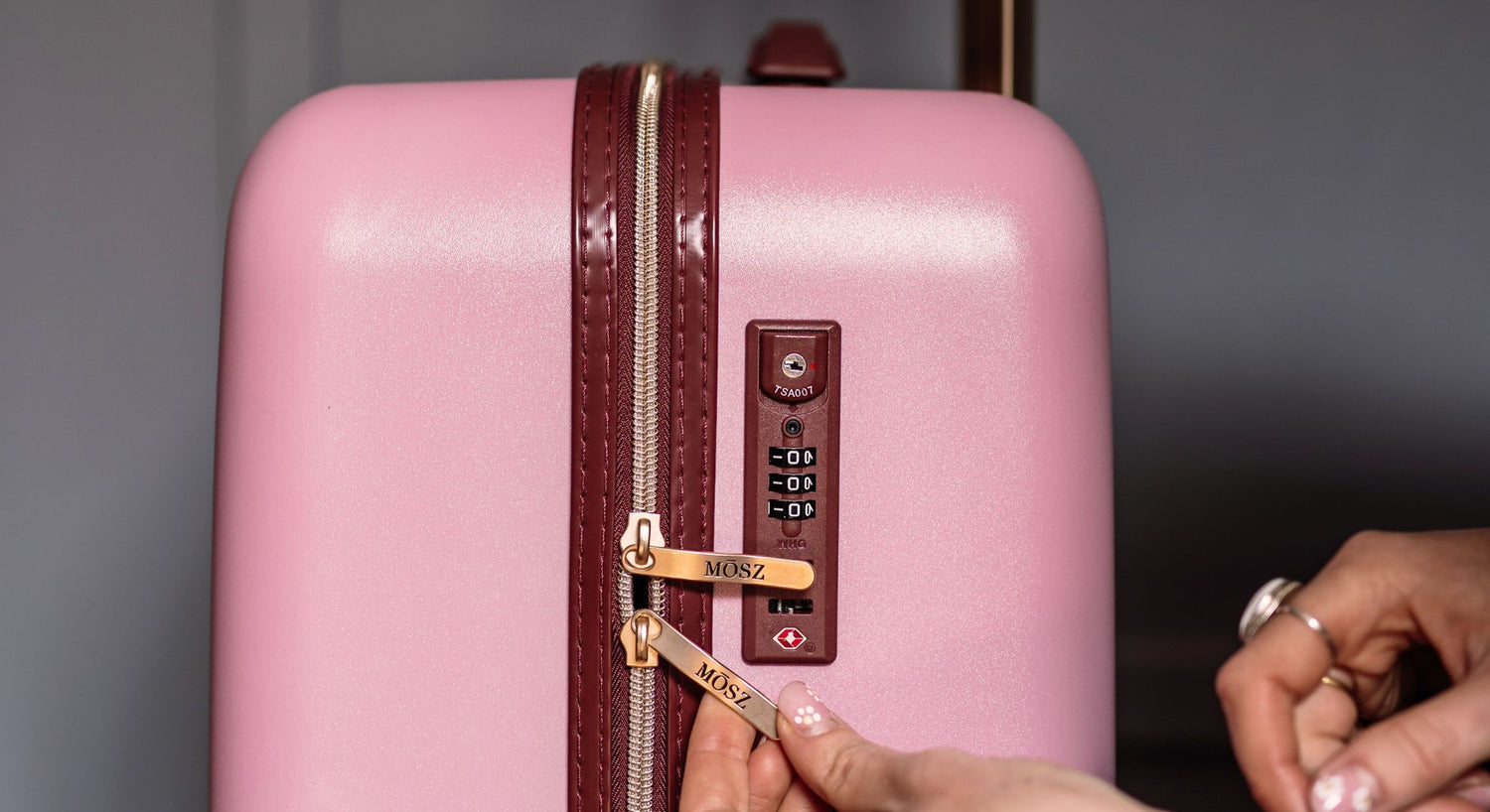 TSA slot harde dames koffer in roze, rose, reiskoffer