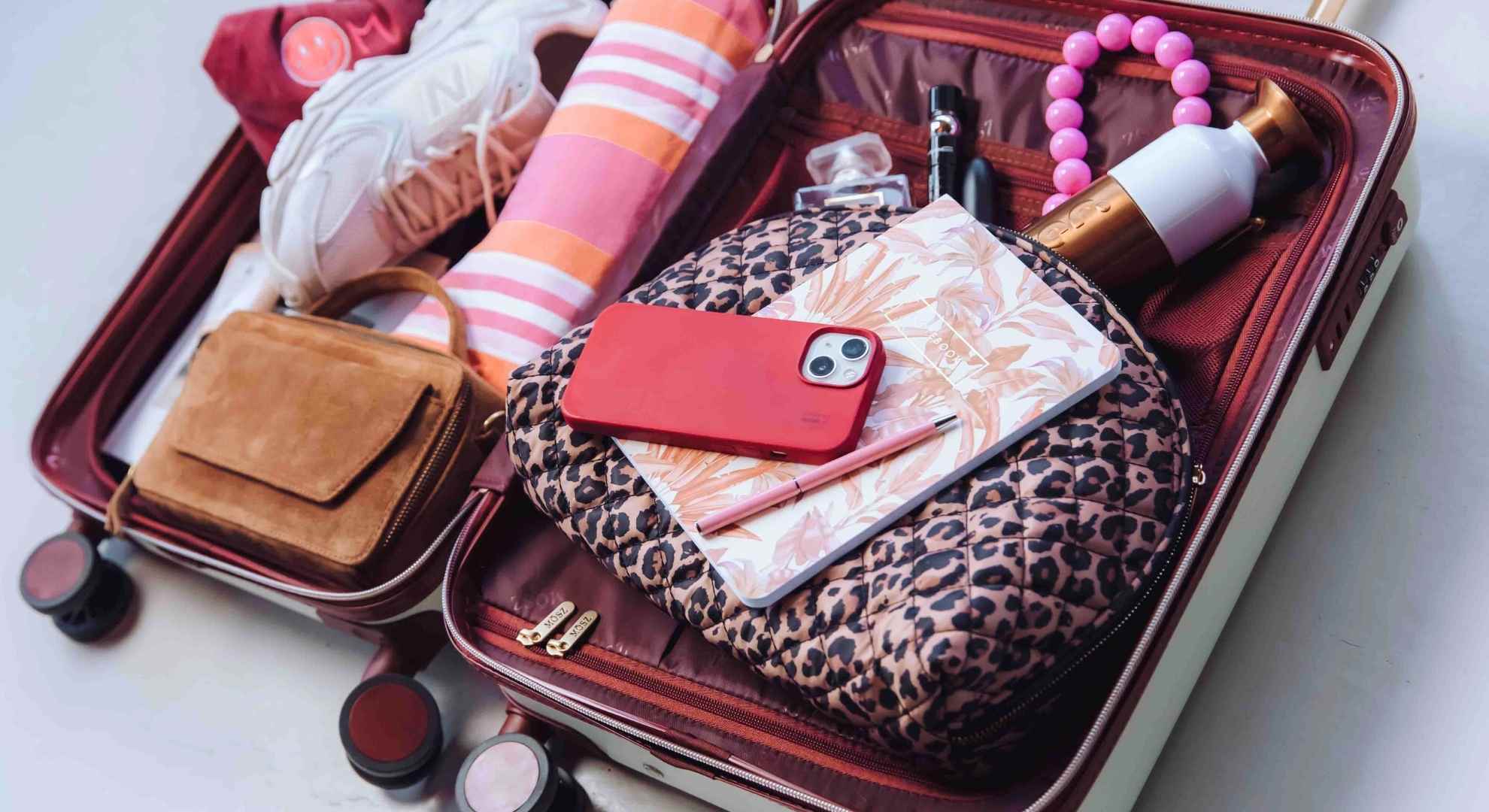 handbagage koffer binnenzijde met de juiste afmeting voor KLM