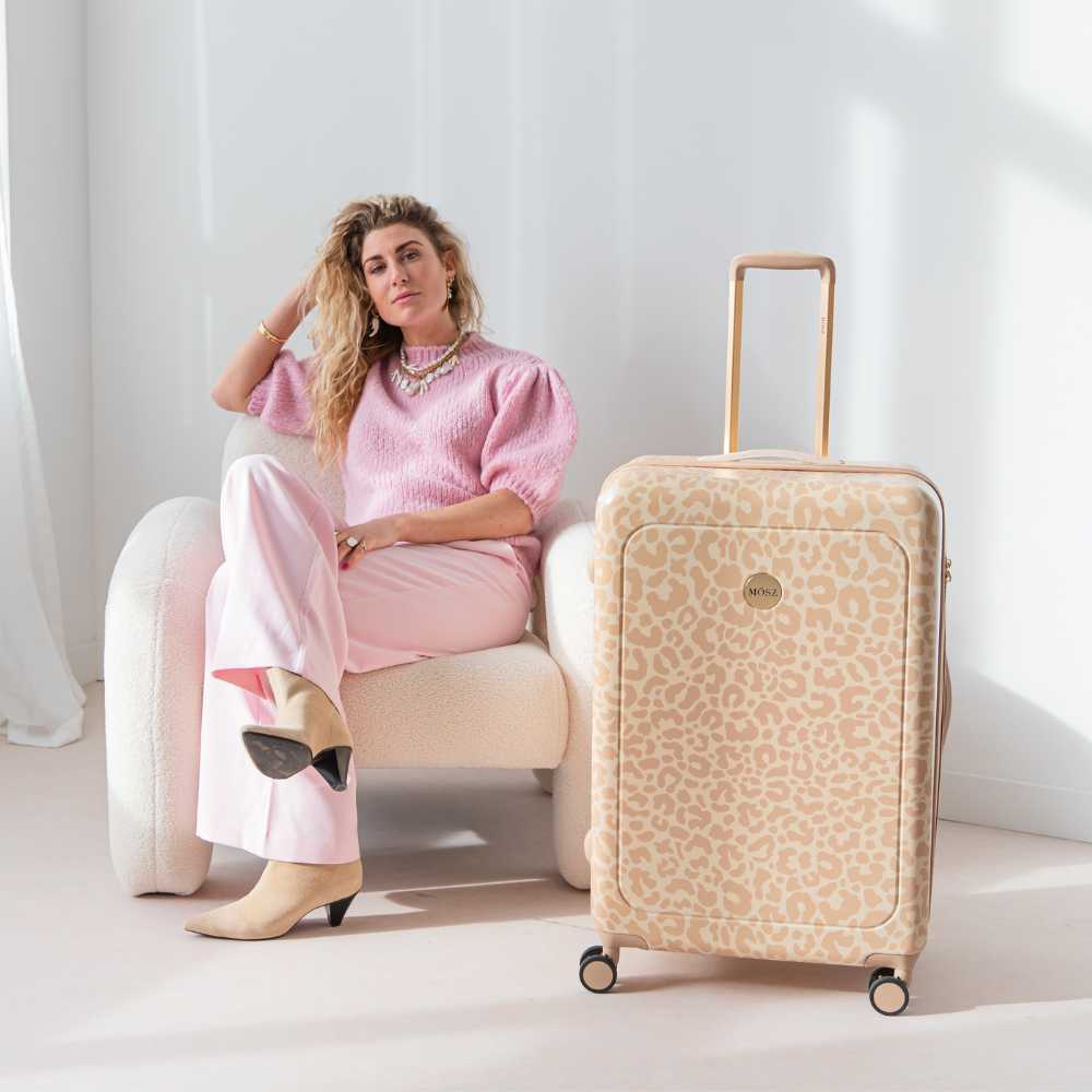 beige panterprint koffer 95 liter