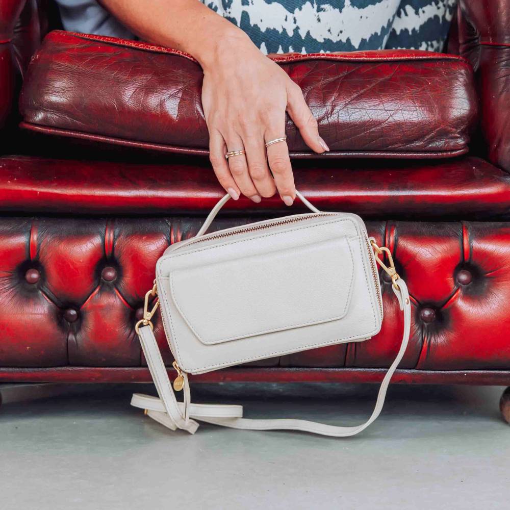 Dames leren handtas wit sfeer