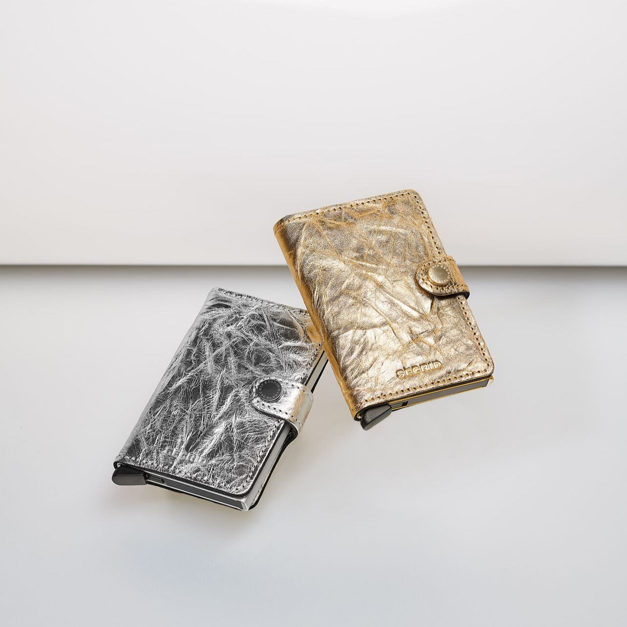 SECRID Miniwallet Goud | Pasjeshouder dames sfeer